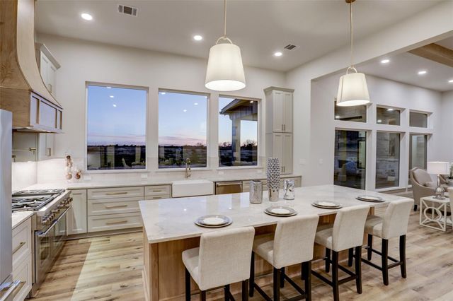 104 Turney Trace Lane, Round Top, TX 78954