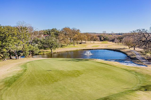 3113 E Landings S, Granbury, TX 76049