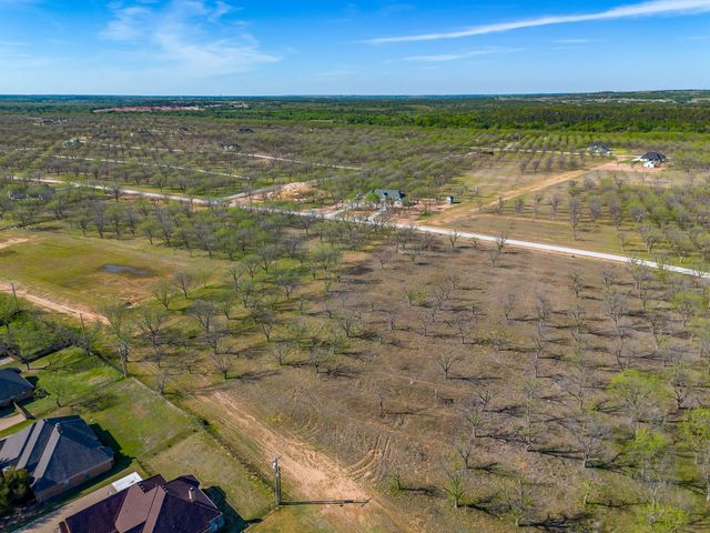 3113 E Landings S, Granbury, TX 76049