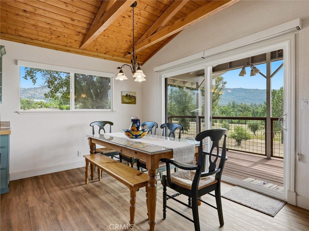 Image 9 of property listing at 3137 Triangle, Mariposa, CA 95338