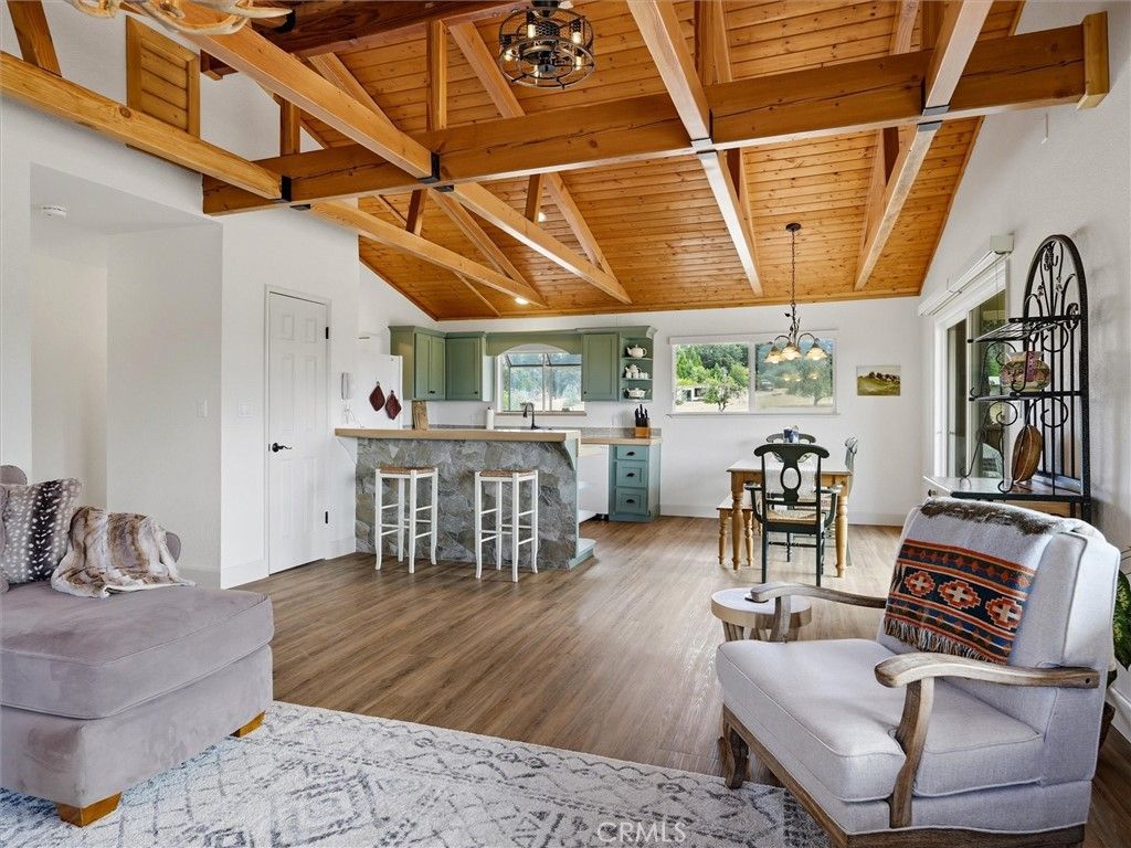 Image 13 of property listing at 3137 Triangle, Mariposa, CA 95338