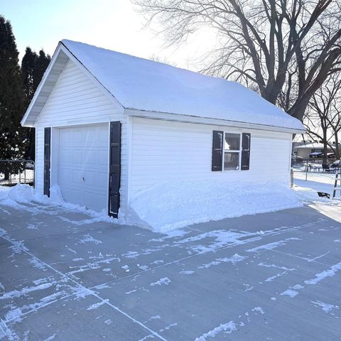 602 Parkview Drive, Milton, WI 53563