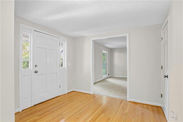 2215 Angela Drive SW, Lilburn, GA 30047