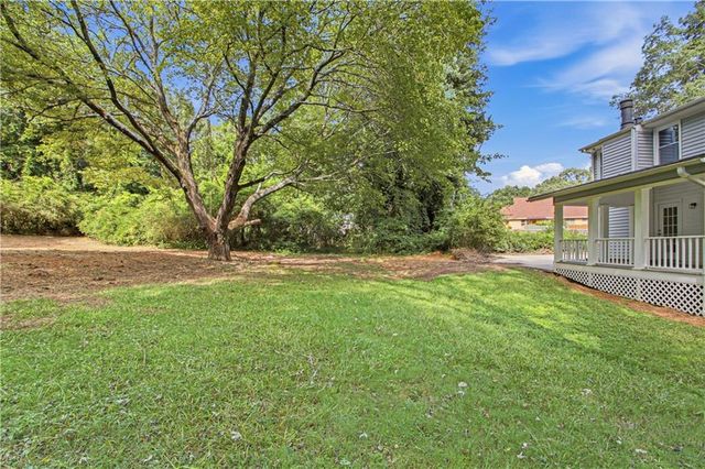 2215 Angela Drive SW, Lilburn, GA 30047