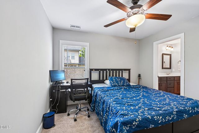 1009 Heritage Hills Way, Wake Forest, NC 27587