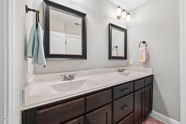 1009 Heritage Hills Way, Wake Forest, NC 27587