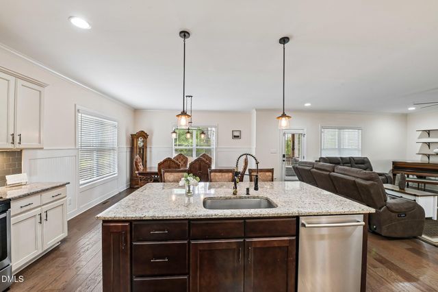 1009 Heritage Hills Way, Wake Forest, NC 27587