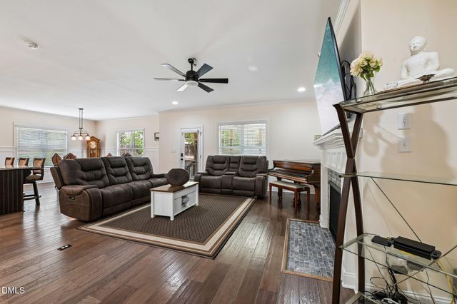 1009 Heritage Hills Way, Wake Forest, NC 27587