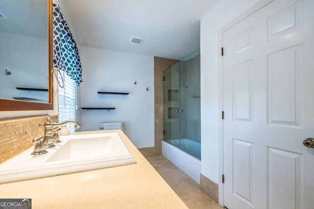 5 Plantation Drive NE A, Atlanta, GA 30324