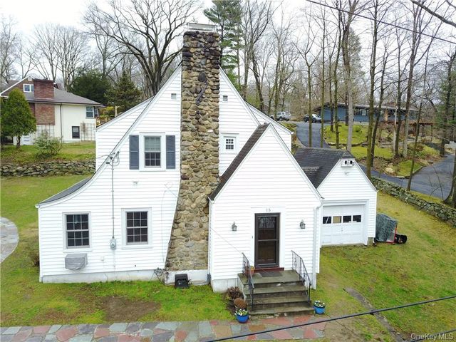 15 Beacon Hill Road, Ardsley, NY 10502