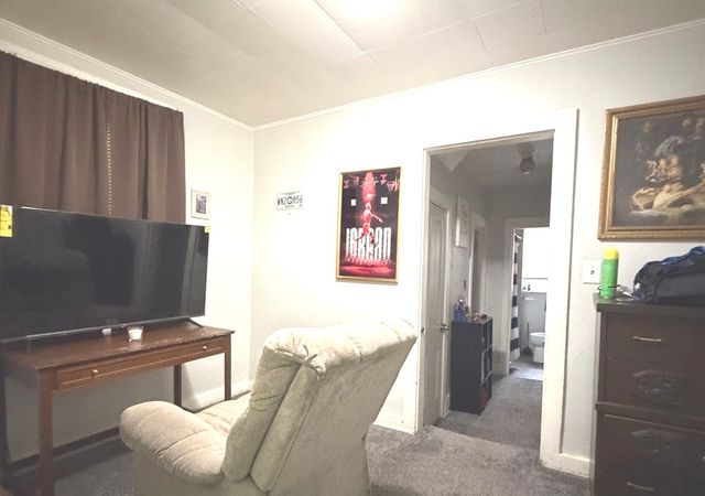 1335 E 9th Street, Davenport, IA 52803