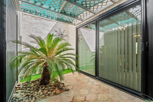 23 Cam Arroyo S, Palm Desert, CA 92260