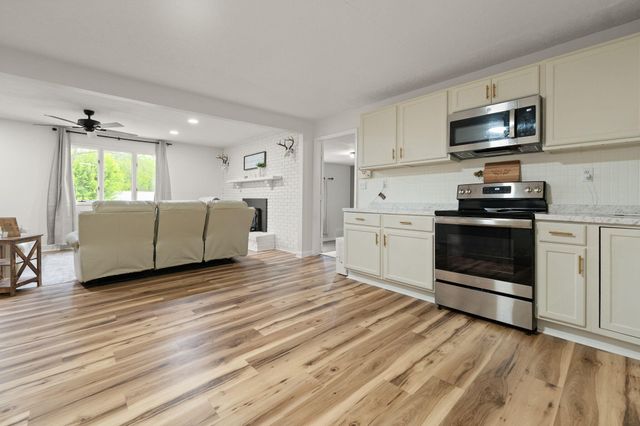 1726 Mildred Road, Mckee, KY 40447