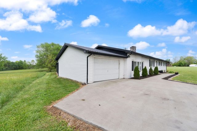 1726 Mildred Road, Mckee, KY 40447