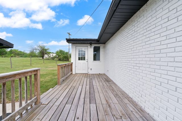 1726 Mildred Road, Mckee, KY 40447