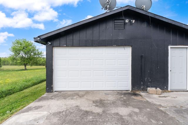 1726 Mildred Road, Mckee, KY 40447