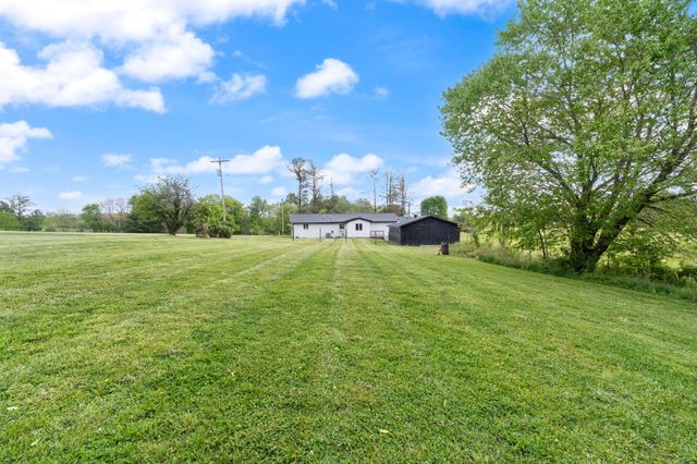 1726 Mildred Road, Mckee, KY 40447