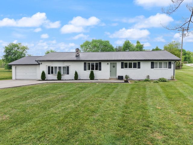 1726 Mildred Road, Mckee, KY 40447