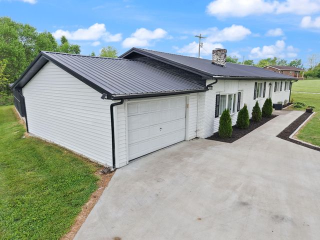 1726 Mildred Road, Mckee, KY 40447