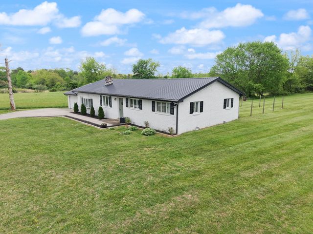 1726 Mildred Road, Mckee, KY 40447