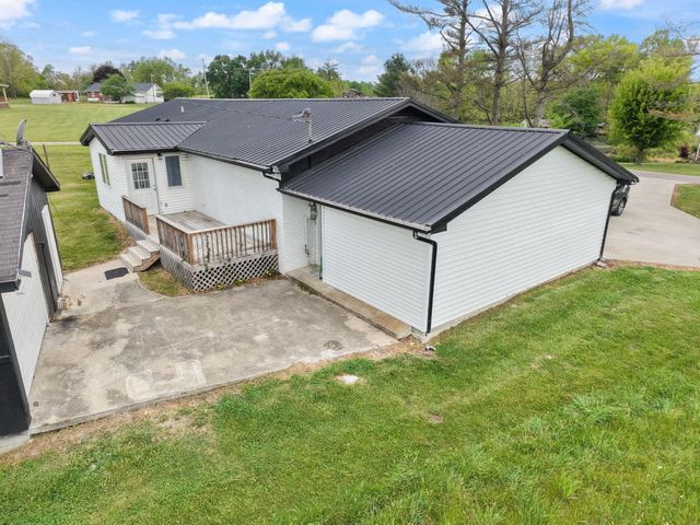 1726 Mildred Road, Mckee, KY 40447