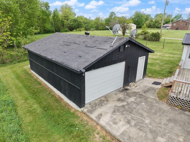 1726 Mildred Road, Mckee, KY 40447