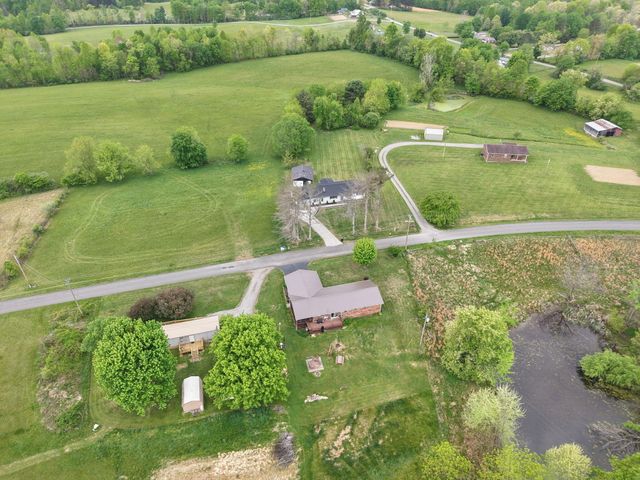 1726 Mildred Road, Mckee, KY 40447