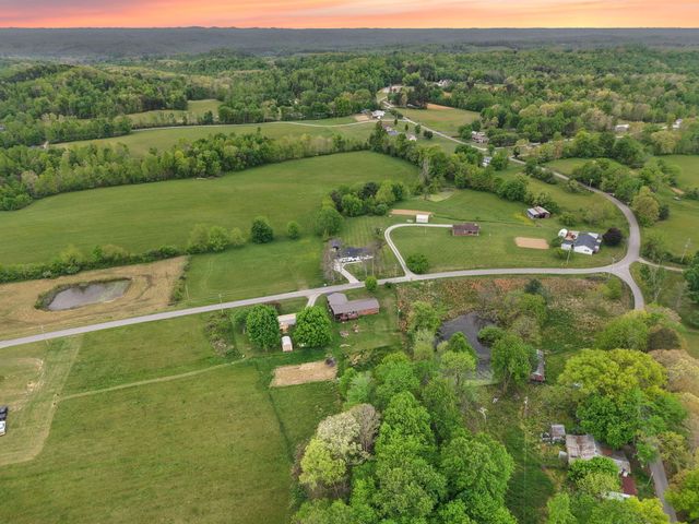 1726 Mildred Road, Mckee, KY 40447