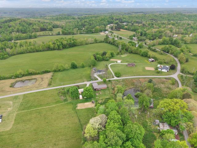 1726 Mildred Road, Mckee, KY 40447