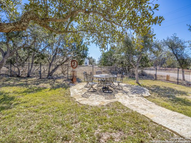 100 James Box, Blanco, TX 78606