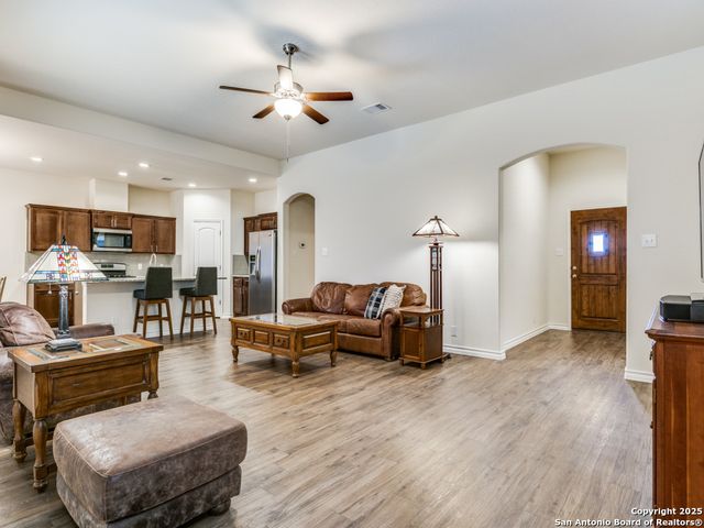 100 James Box, Blanco, TX 78606