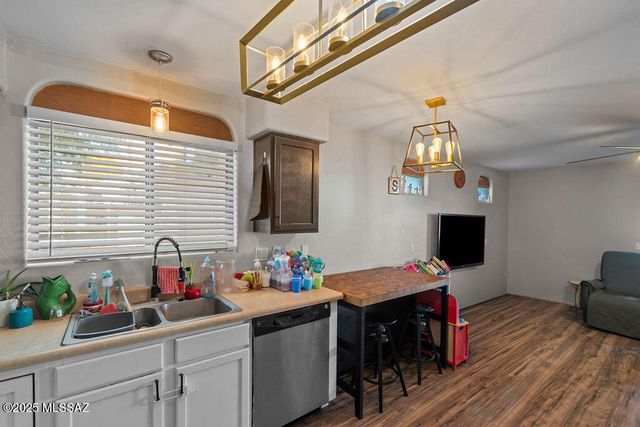 8036 S Tate Loop, Tucson, AZ 85756