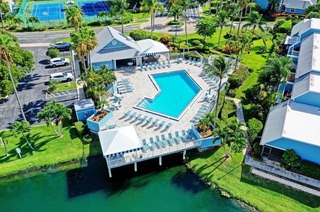 706 Ocean Dunes Circle, Jupiter, FL 33477