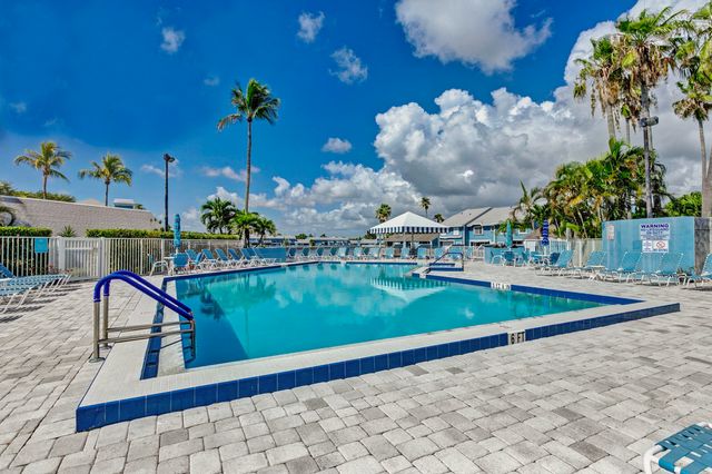 706 Ocean Dunes Circle, Jupiter, FL 33477