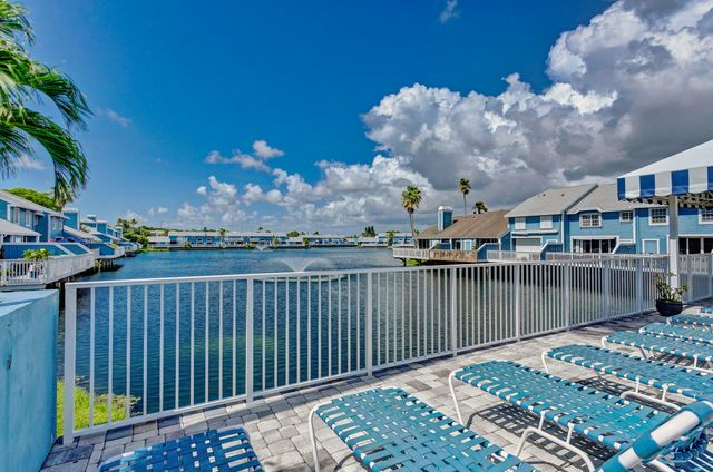 706 Ocean Dunes Circle, Jupiter, FL 33477