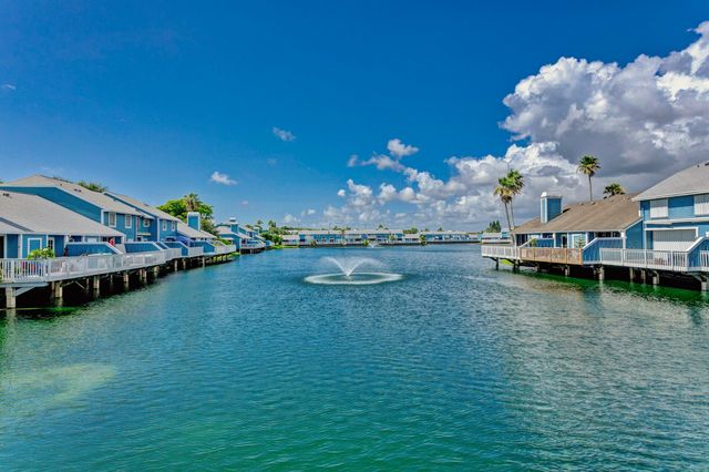 706 Ocean Dunes Circle, Jupiter, FL 33477