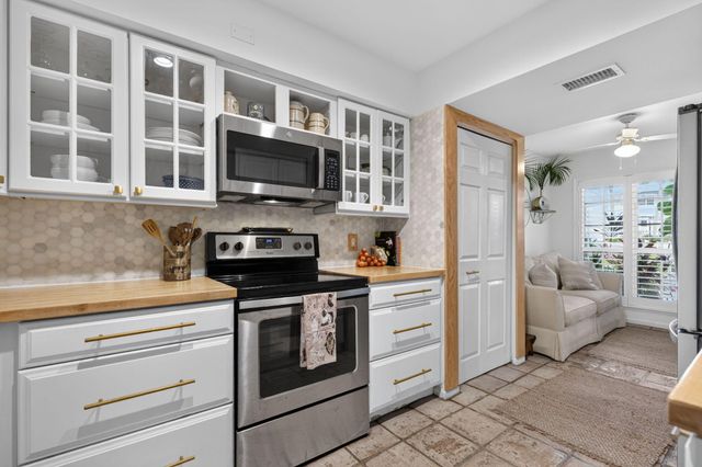 706 Ocean Dunes Circle, Jupiter, FL 33477
