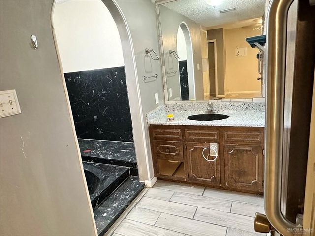 706 Clifford Drive, Weslaco, TX 78596