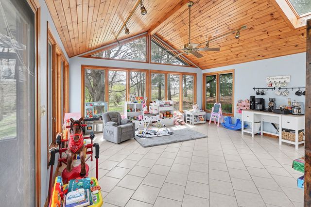 1207 Bruce Lane, Pella, IA 50219