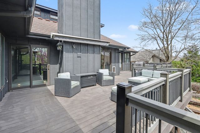 1207 Bruce Lane, Pella, IA 50219