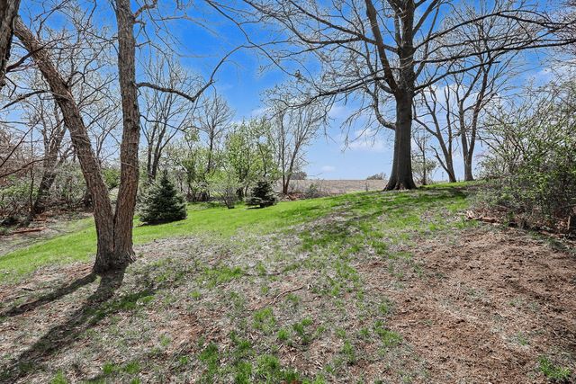 1207 Bruce Lane, Pella, IA 50219