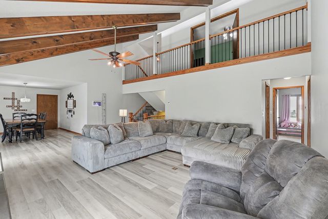 1207 Bruce Lane, Pella, IA 50219