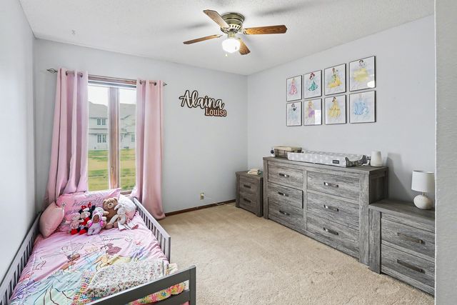 1207 Bruce Lane, Pella, IA 50219