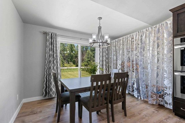 2174 POTTER DRIVE, De Pere, WI 54115