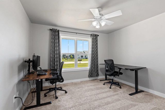 2174 POTTER DRIVE, De Pere, WI 54115
