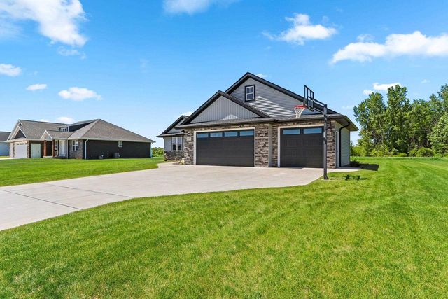 2174 POTTER DRIVE, De Pere, WI 54115