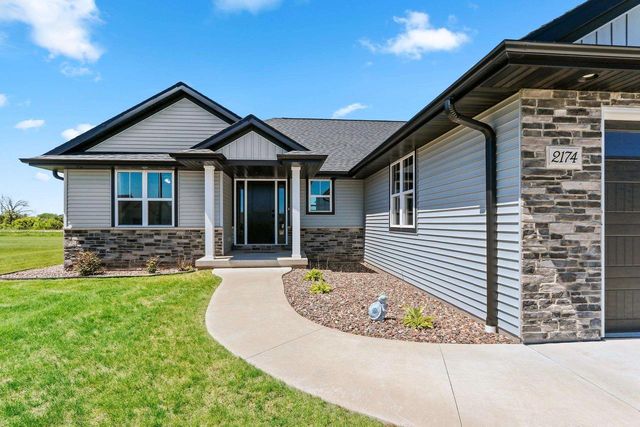 2174 POTTER DRIVE, De Pere, WI 54115