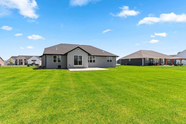 2174 POTTER DRIVE, De Pere, WI 54115