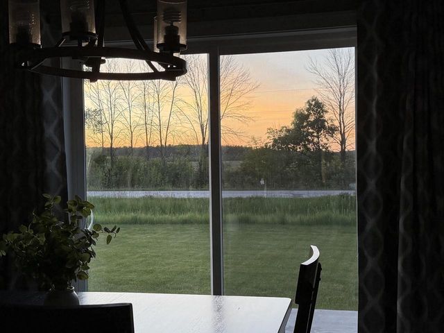 2174 POTTER DRIVE, De Pere, WI 54115