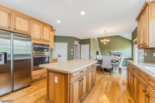 61 Albert Dr, Union Twp., NJ 08809